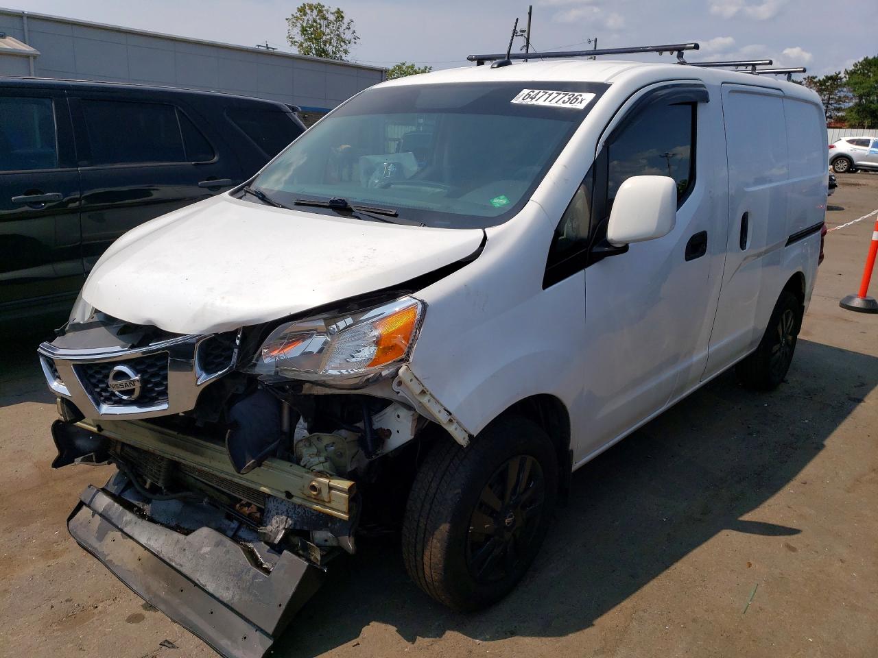 2015 Nissan NV200 S, VIN 3N6CM0KN3FK705092 — Front end
