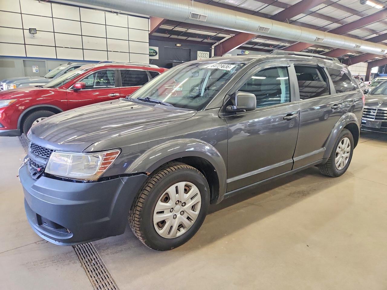 2018 Dodge Journey SE, VIN 3C4PDCAB2JT228266 — Перед