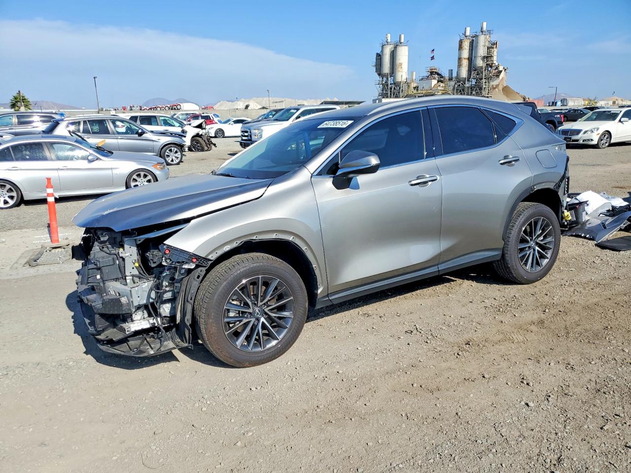 2023 Lexus NX 250, VIN 2T2ADCAZ1PC003251 — Перед