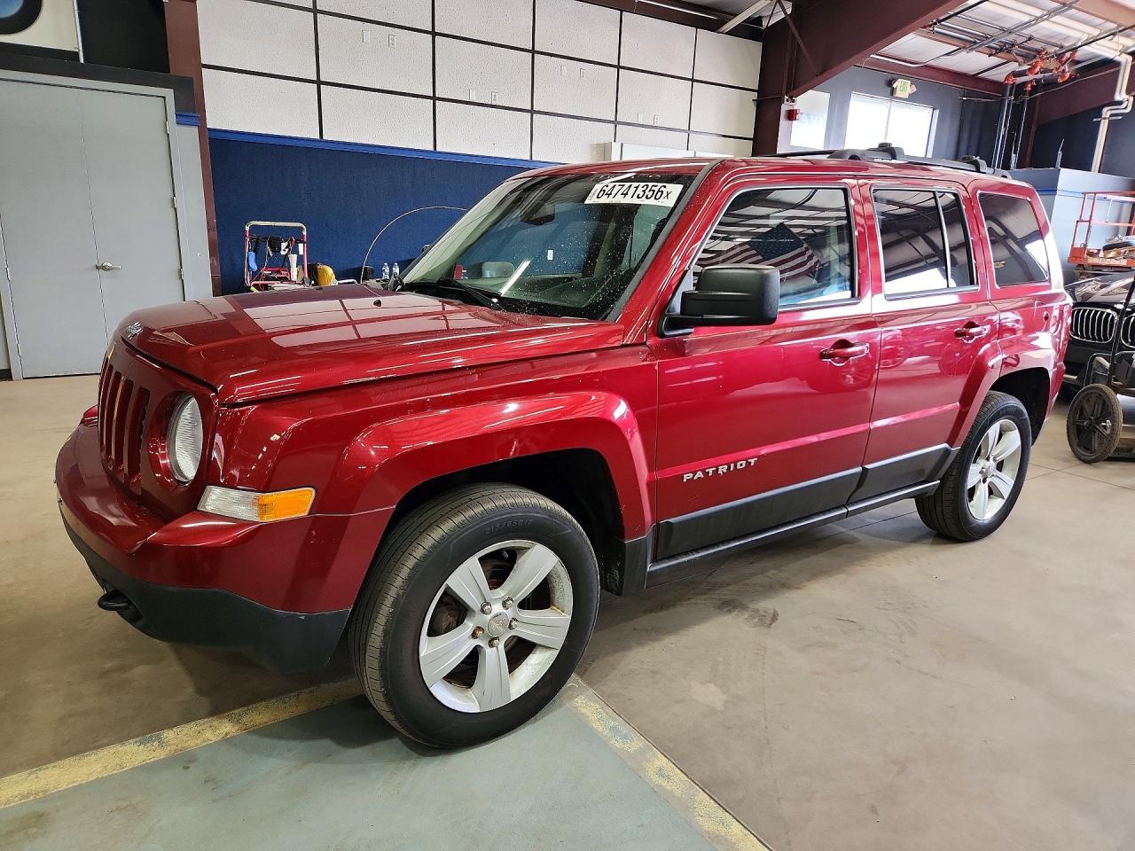 2017 Jeep Patriot Latitude, VIN 1C4NJRFB8HD159675 — Minor dents and scratches