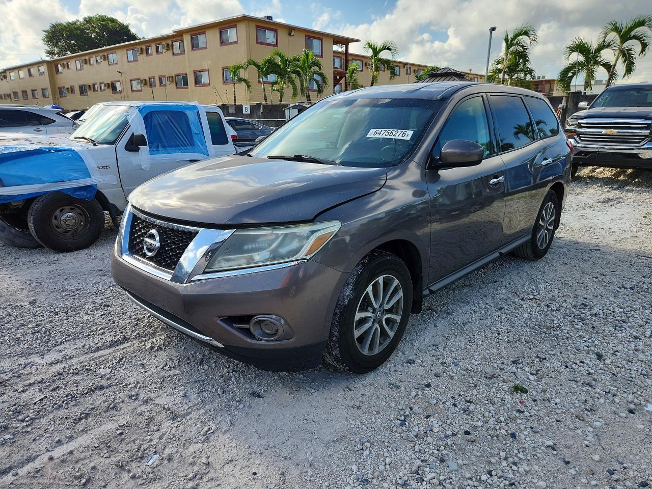 2014 Nissan Pathfinder Platinum, VIN 5N1AR2MN6EC674280 — Minor dents and scratches