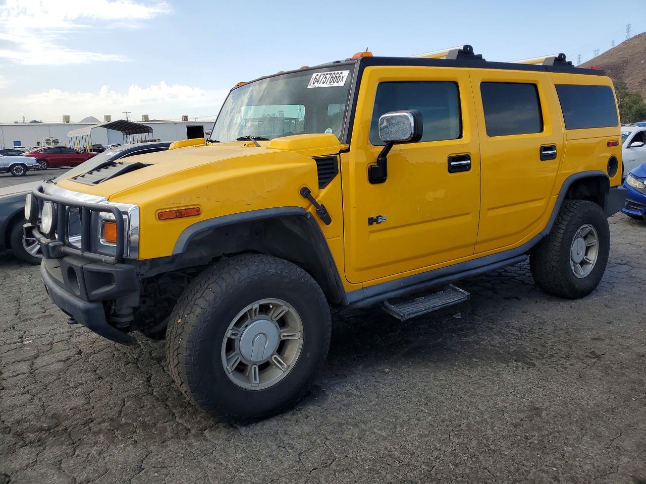 2003 Hummer H2, VIN 5GRGN23U93H121690 — Minor dents and scratches