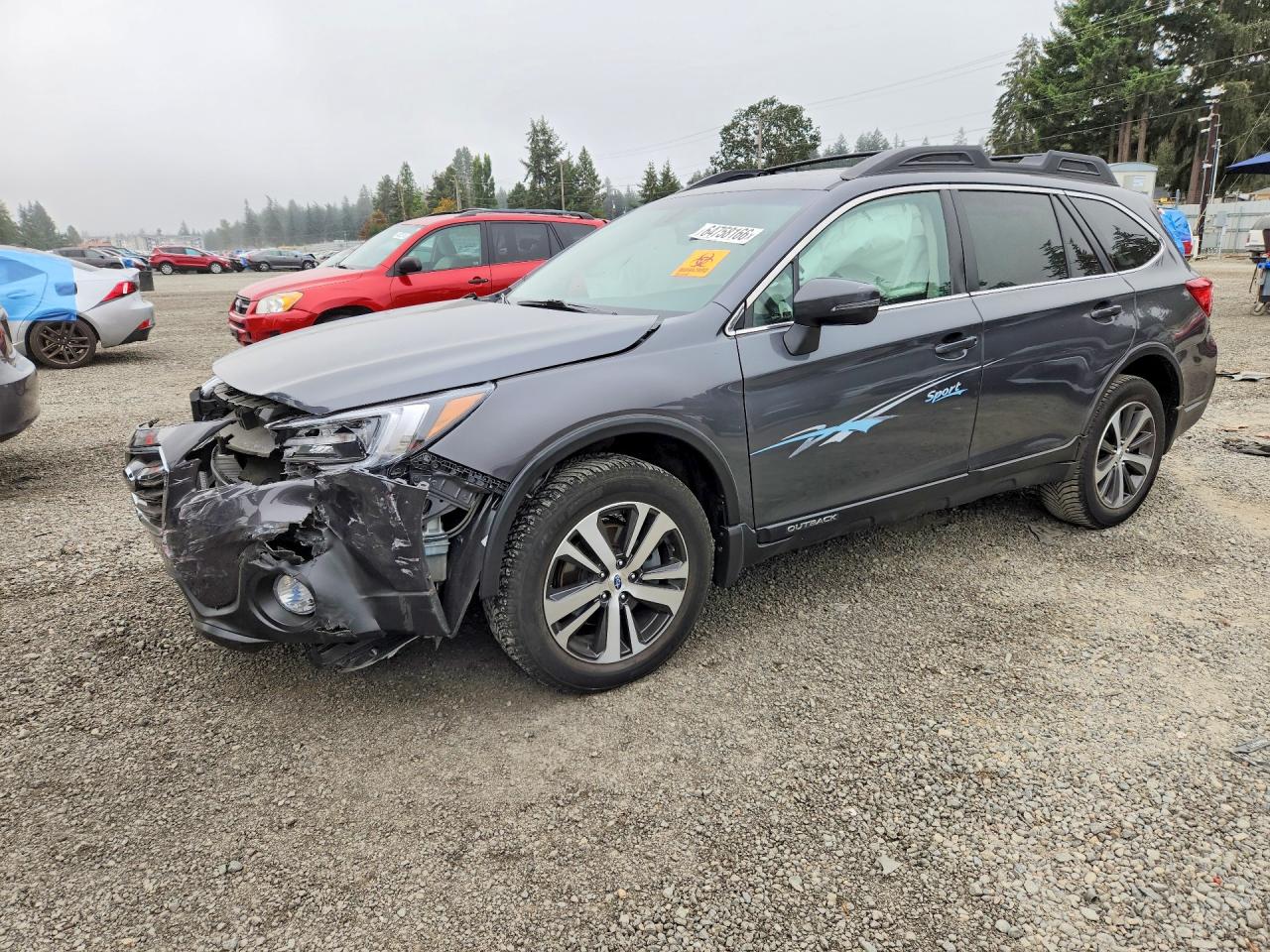 2018 Subaru Outback Limited, VIN 4S4BSANC1J3218357 — Перед
