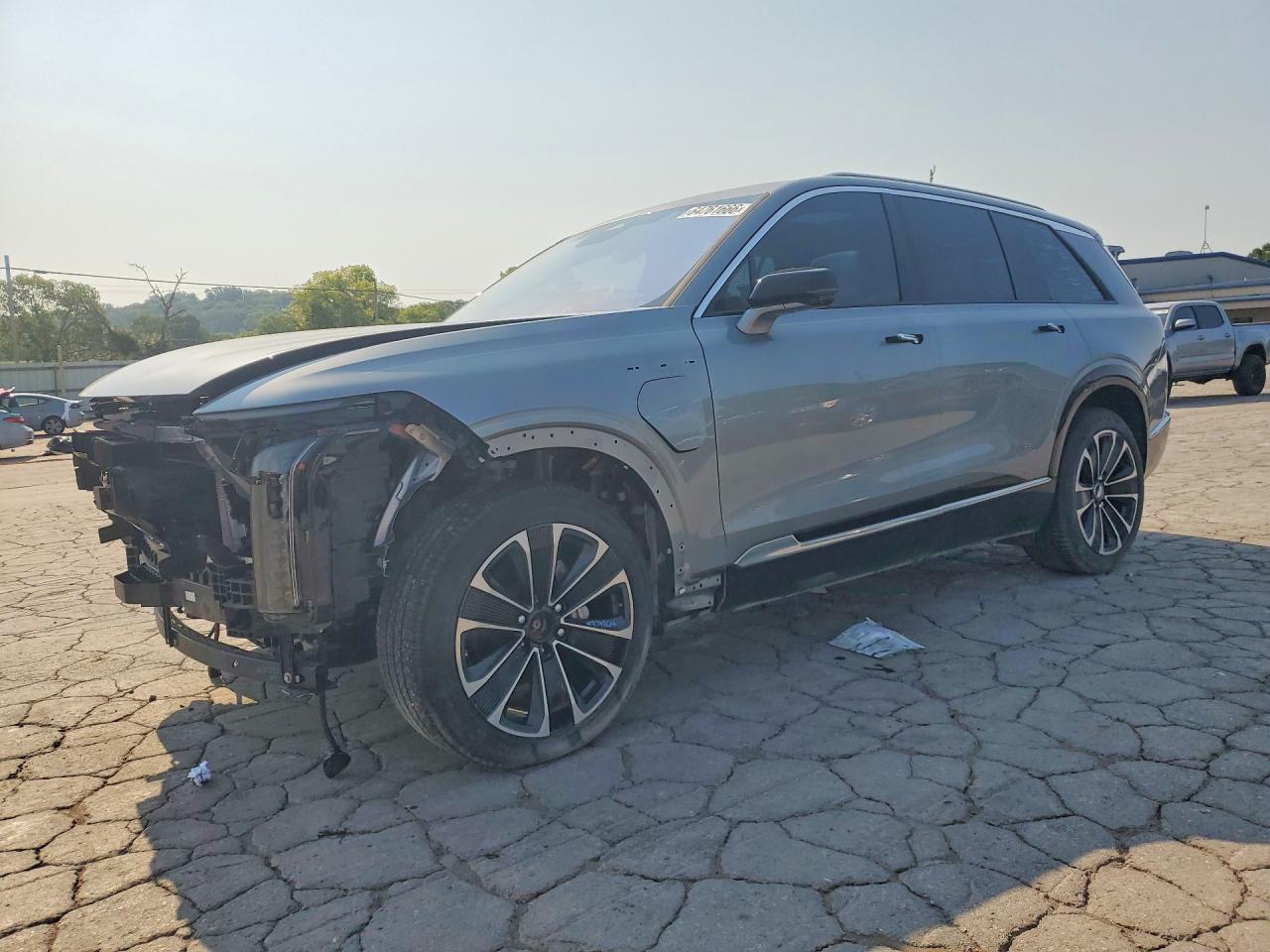 2026 Cadillac Vistiq Luxury, VIN 1GYC3KML9TZ703367 — Front end