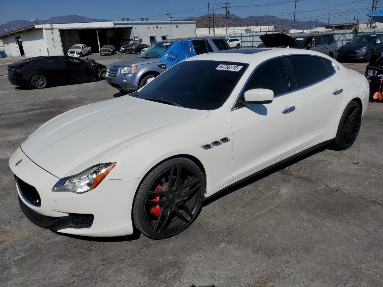 2014 Maserati Quattroporte S Q4, VIN ZAM56RRAXE1081235 — Minor dents and scratches