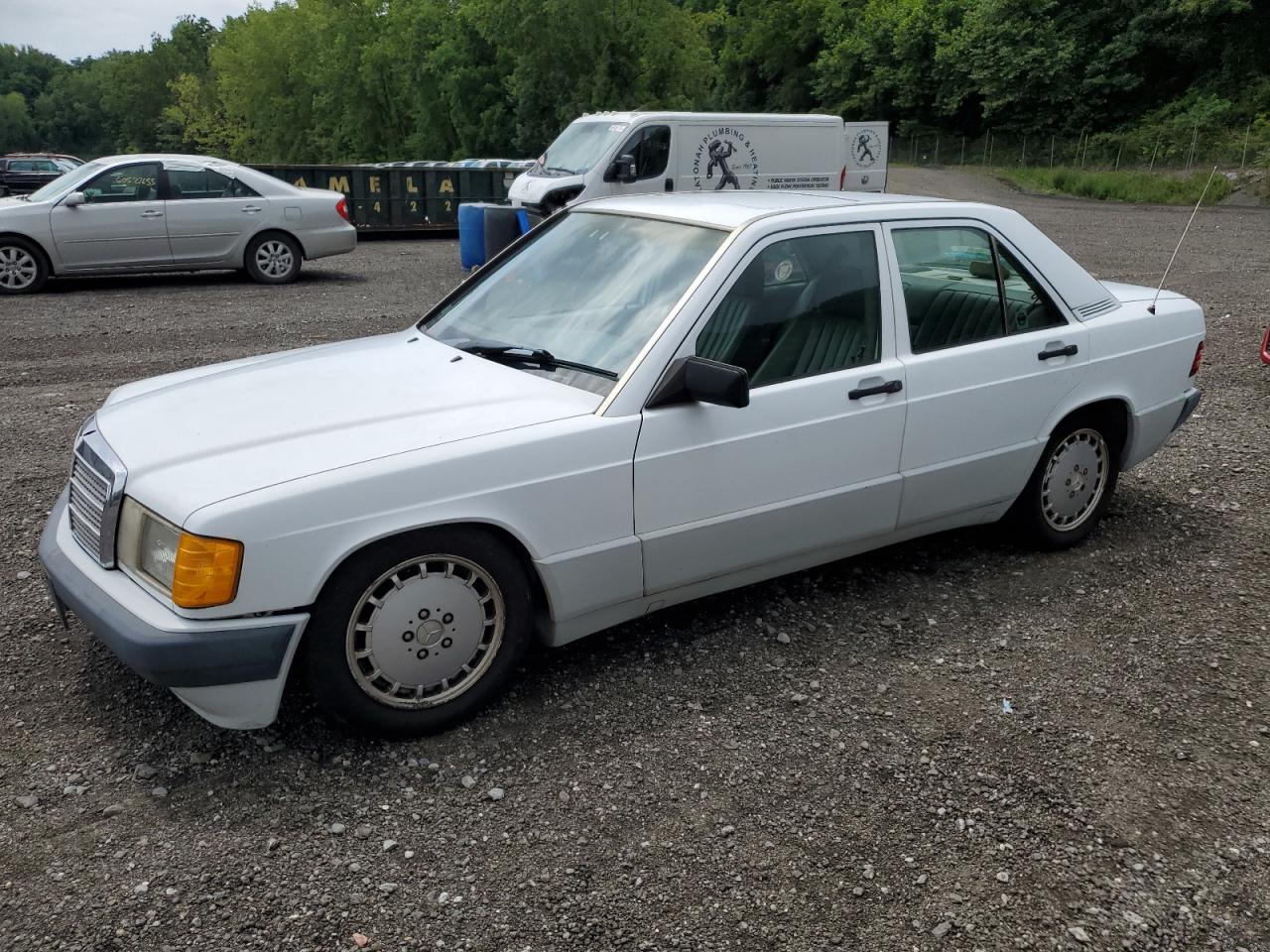 1991 Mercedes-Benz 190 E, VIN WDBDA28DXMF840306 — Minor dents and scratches