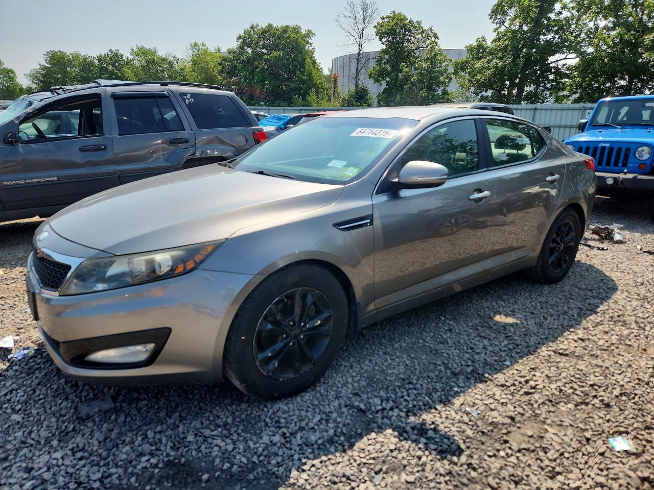2013 Kia Optima LX, VIN 5XXGM4A76DG228515 — Бок