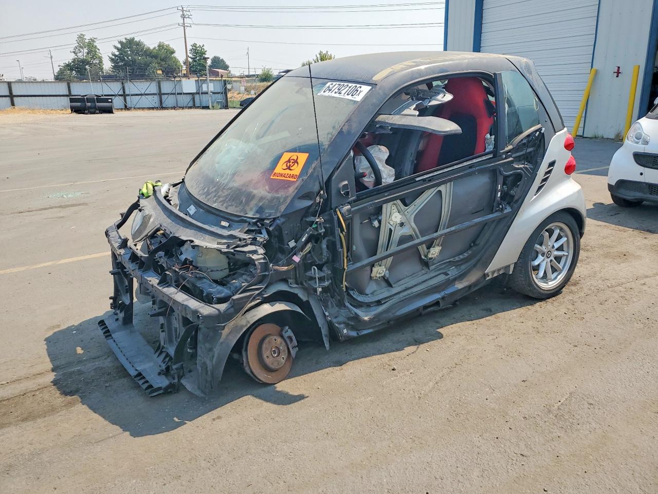 2009 Smart fortwo Pure, VIN WMEEJ31X99K245883 — Перед