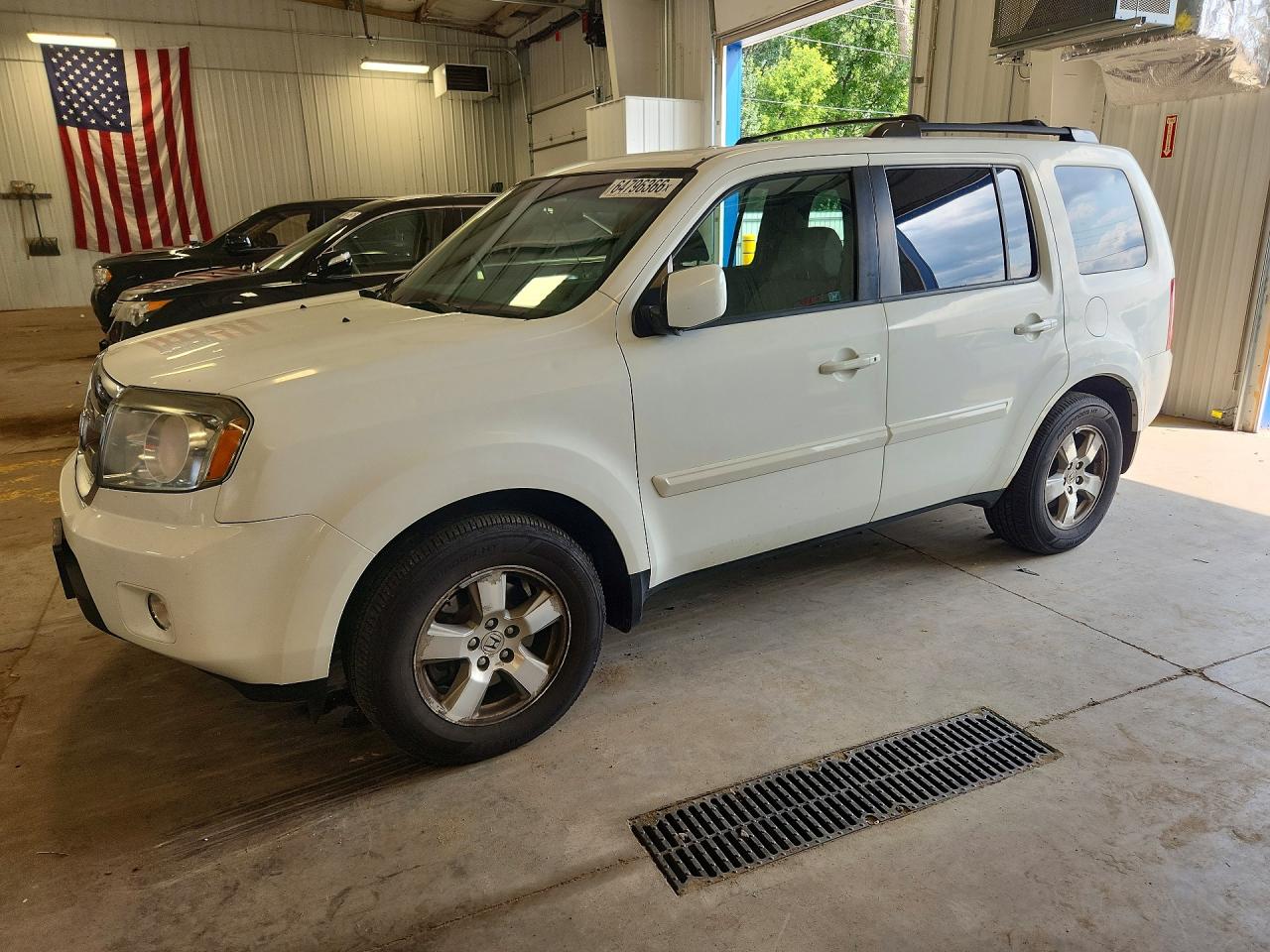 2011 Honda Pilot EX-L, VIN 5FNYF4H51BB085959 — Hail
