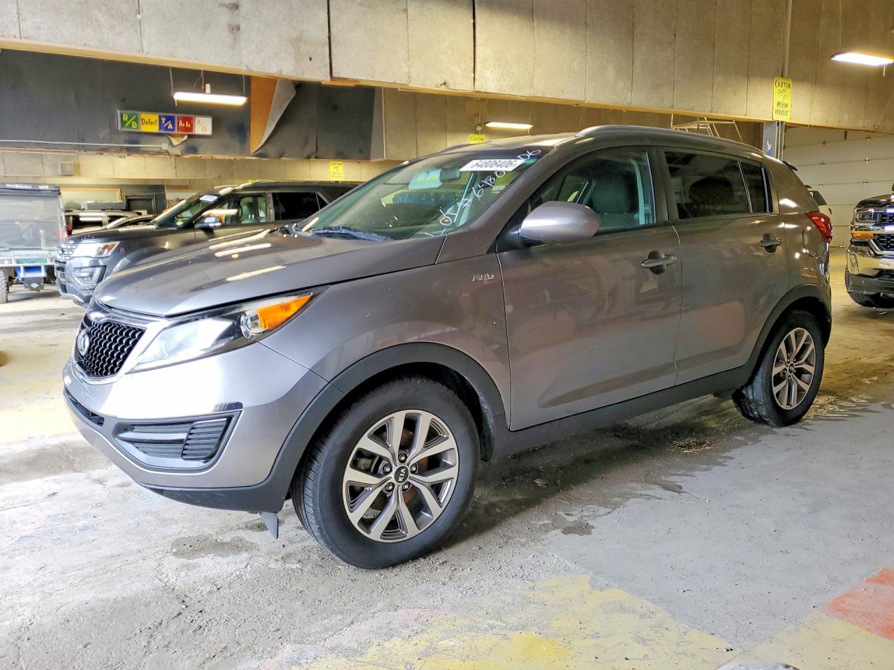 2016 Kia Sportage LX, VIN KNDPBCAC0G7860744 — Мелкие вмятины и царапины
