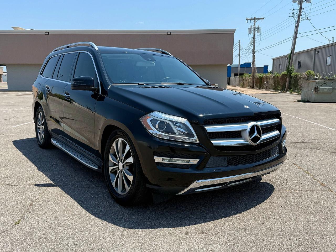 2016 Mercedes-Benz GL 350, VIN 4JGDF2EE2GA710727 — Мелкие вмятины и царапины