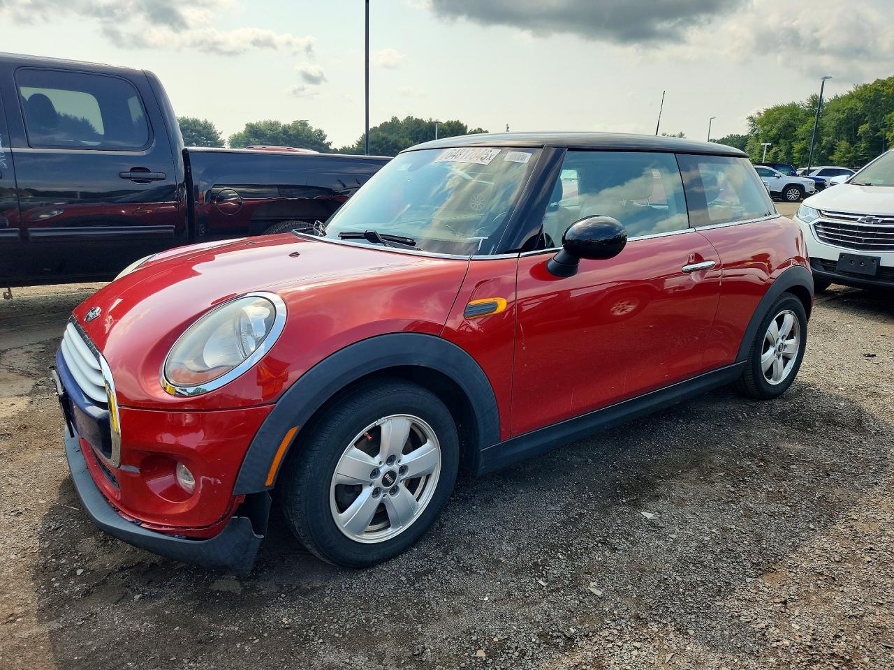 2015 MINI Hardtop, VIN WMWXM5C56FT974108 — Мелкие вмятины и царапины