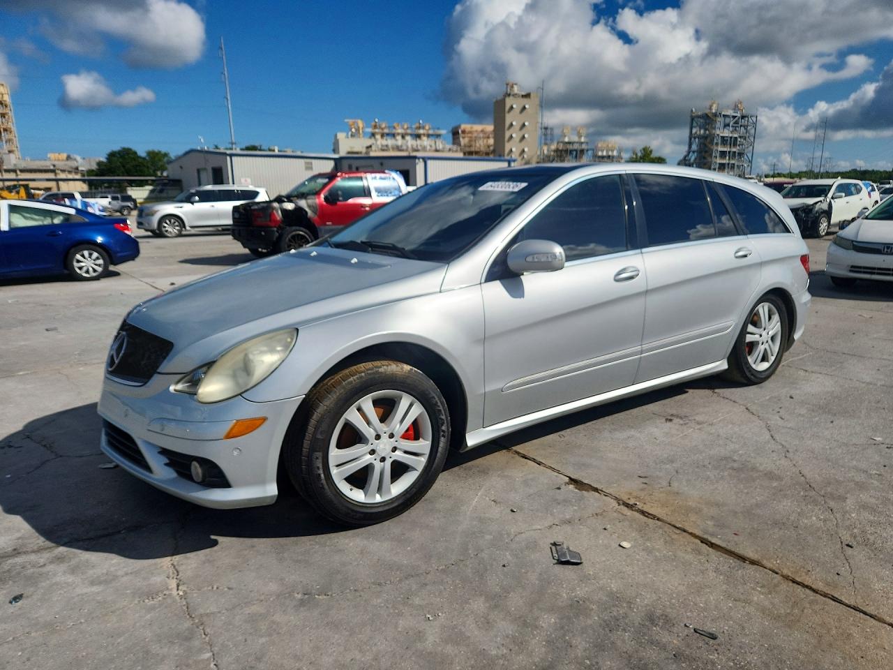 2009 Mercedes-Benz R 3.5L, VIN 4JGCB65E79A094153 — Mechanical