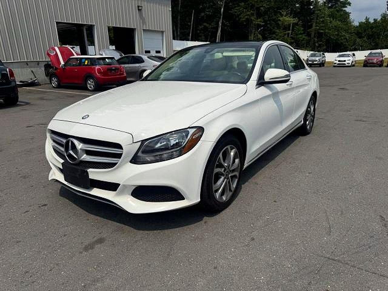 2017 Mercedes-Benz C 300, VIN 55SWF4KB8HU221677 — Minor dents and scratches