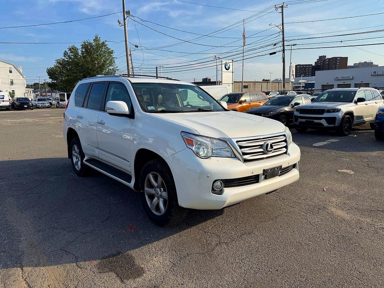 2013 Lexus GX 460, VIN JTJBM7FX9D5058723 — Minor dents and scratches