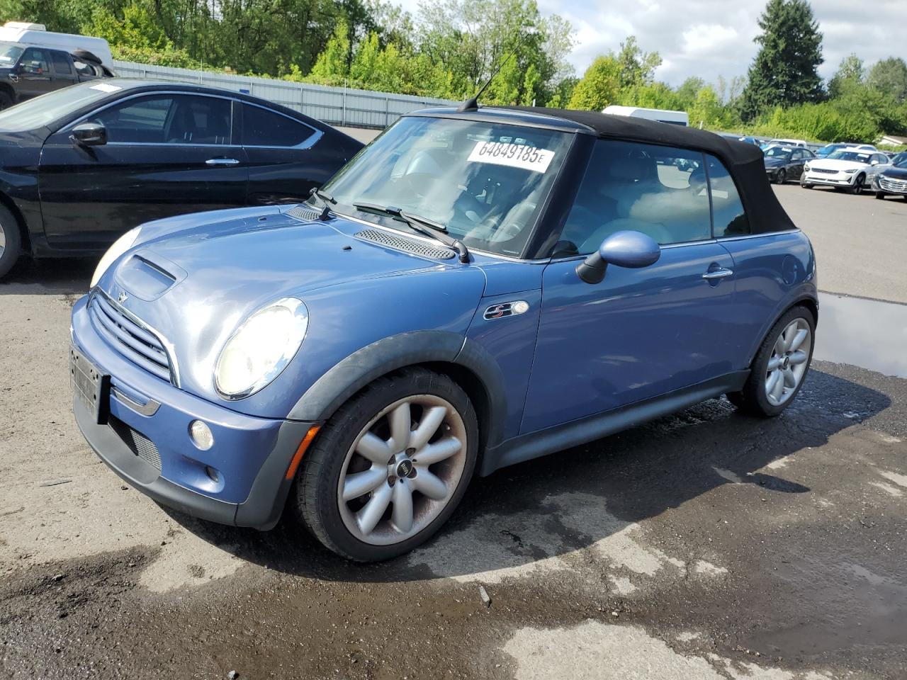 2005 MINI Convertible S, VIN WMWRH33565TF83754 — Зад
