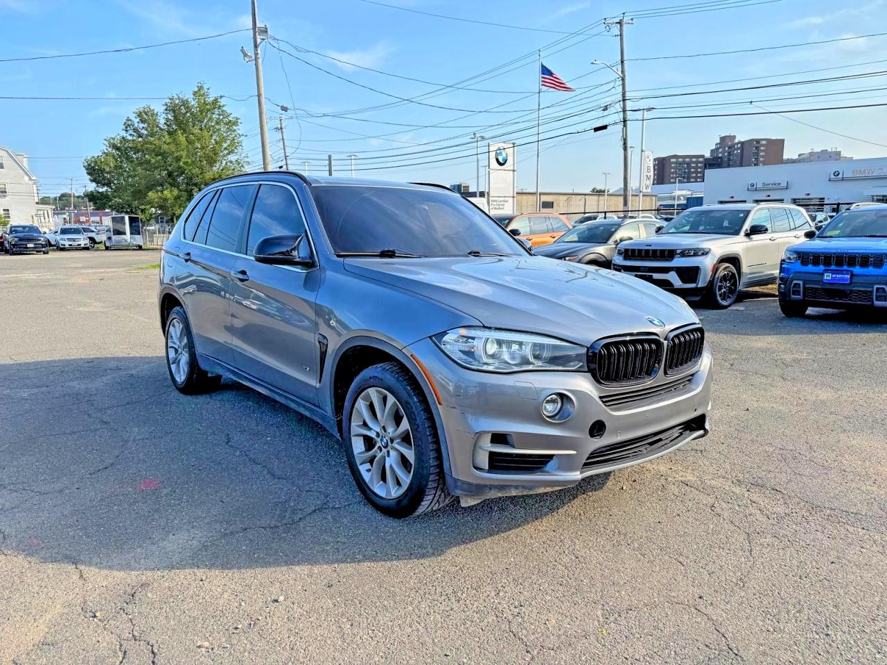 2016 BMW X5 xDrive35i, VIN 5UXKR0C52G0U10569 — Minor dents and scratches