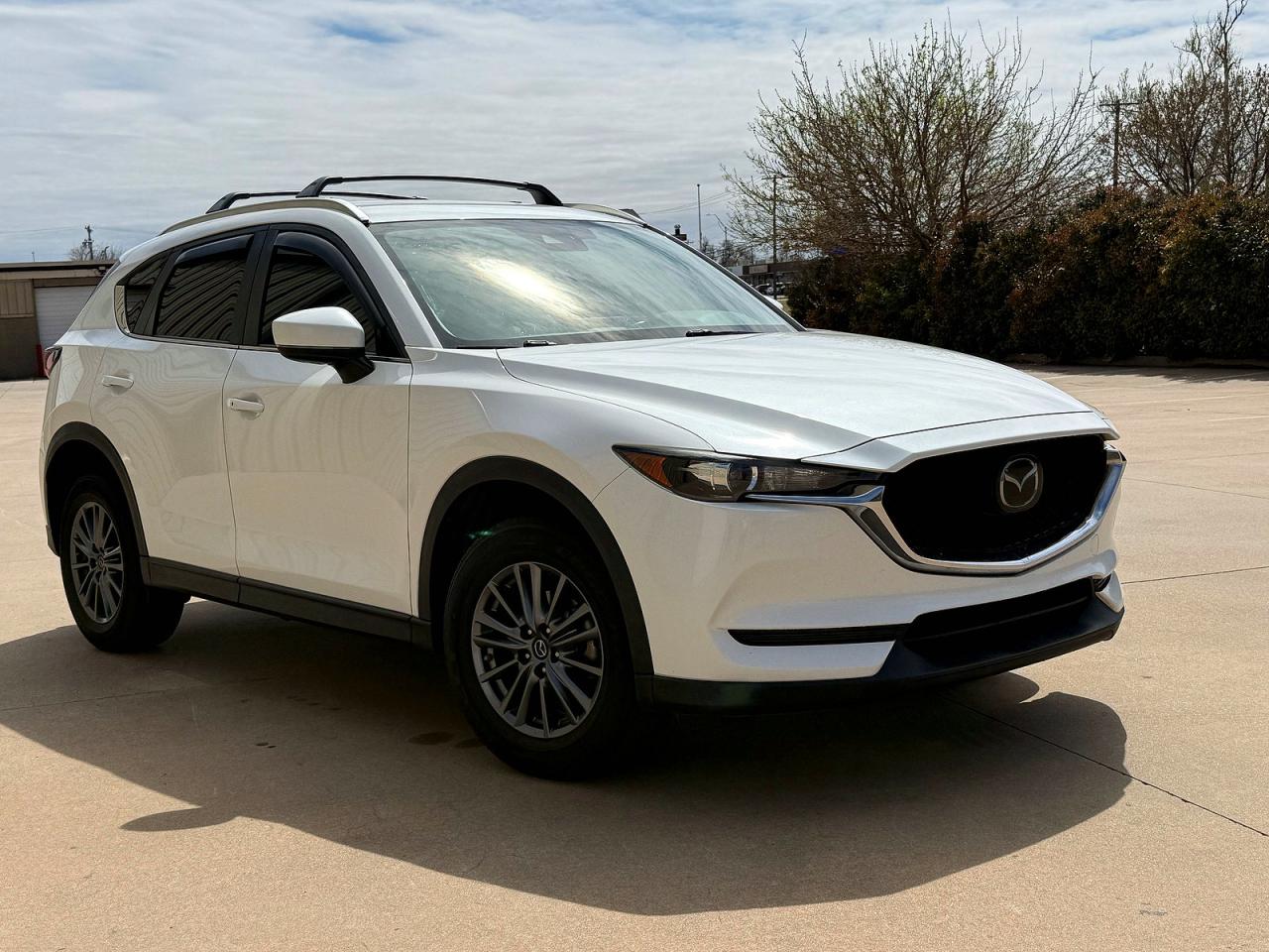2017 Mazda CX-5 Touring, VIN JM3KFBCL0H0153604 — Мелкие вмятины и царапины
