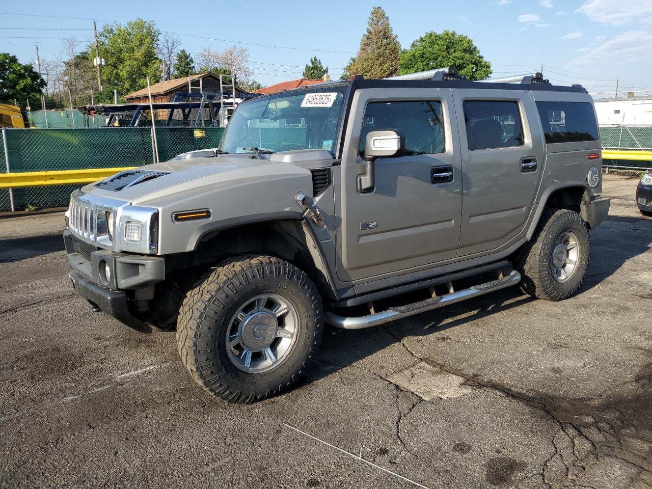 2007 Hummer H2 SUV, VIN 5GRGN23U87H102764 — Roof