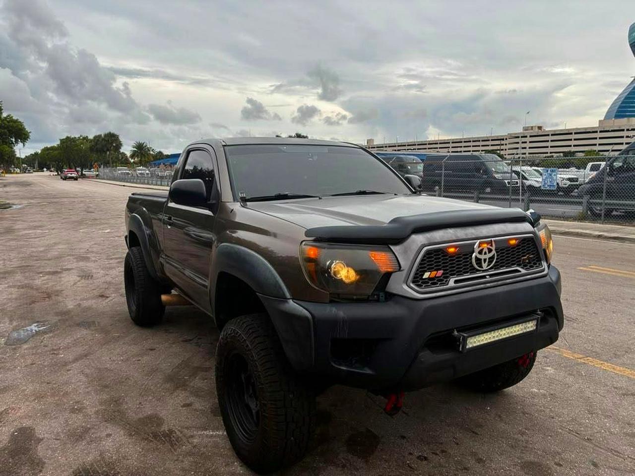 2012 Toyota Tacoma, VIN 5TFPX4EN3CX009454 — Minor dents and scratches