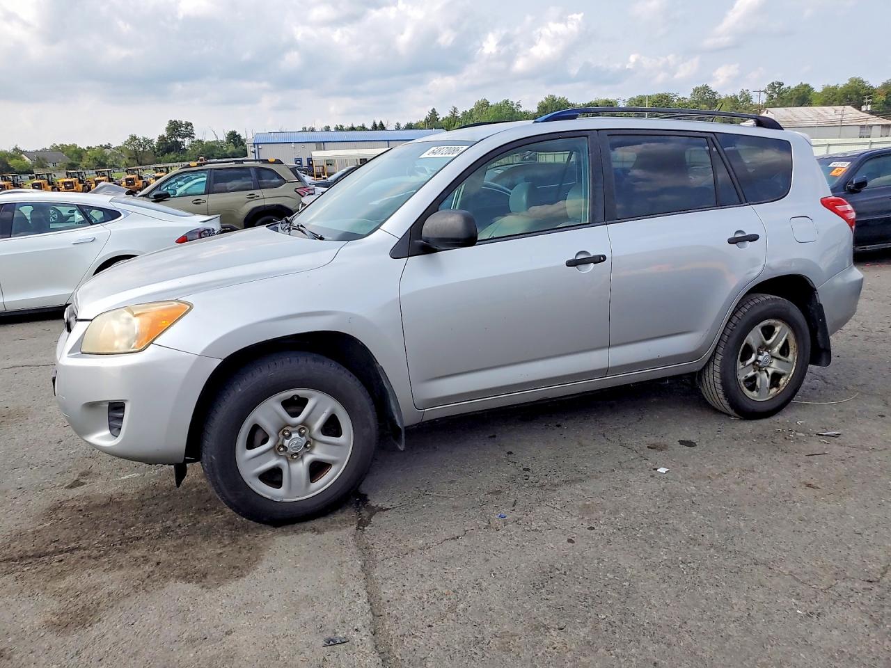 2009 Toyota RAV4, VIN JTMBF33V99D011200 — Механическое