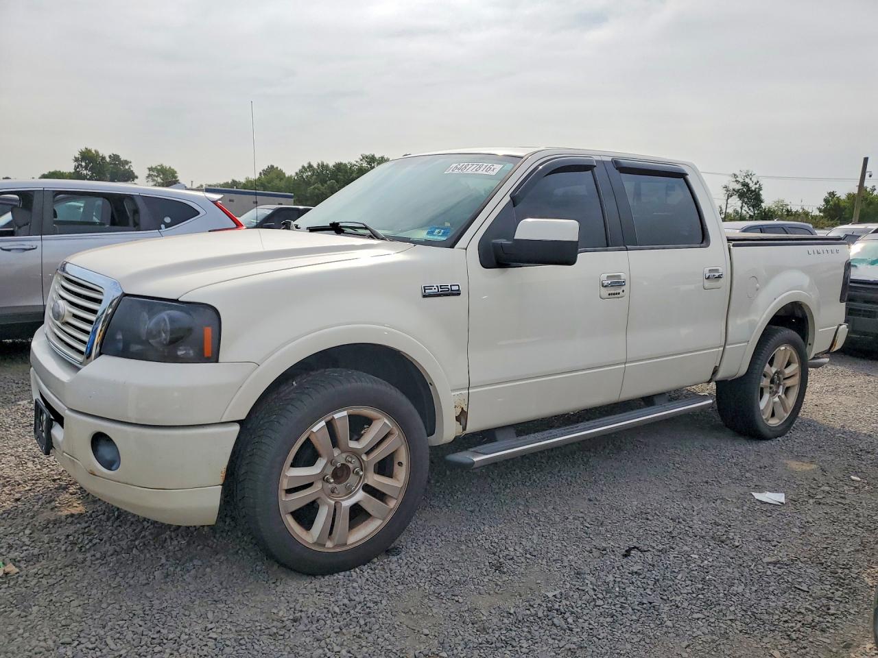 2008 Ford F-150 Limited, VIN 1FTRW145X8FA68493 — Front end