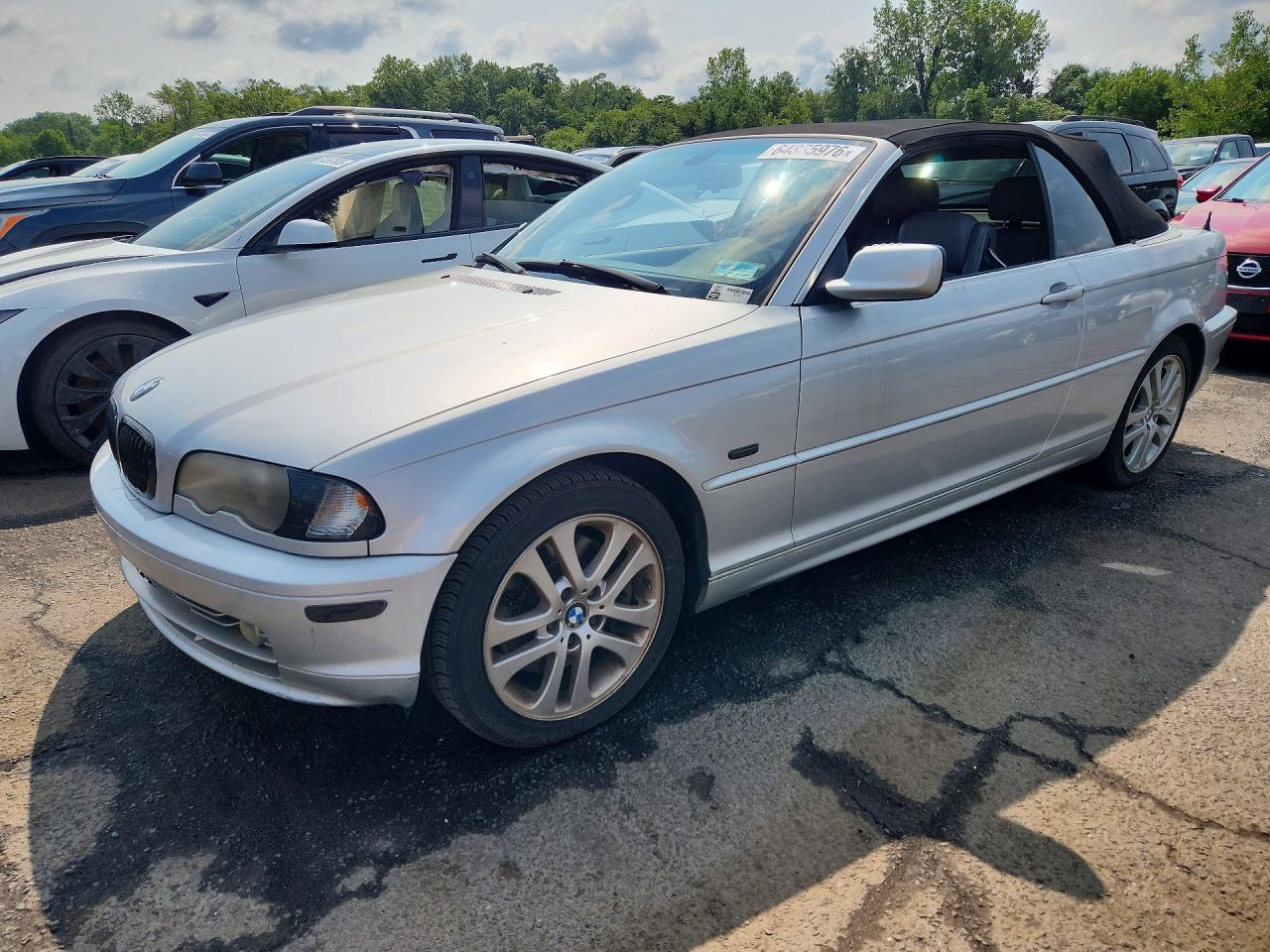 2001 BMW 3 Series 330Ci, VIN WBABS53471JU88192 — Днище