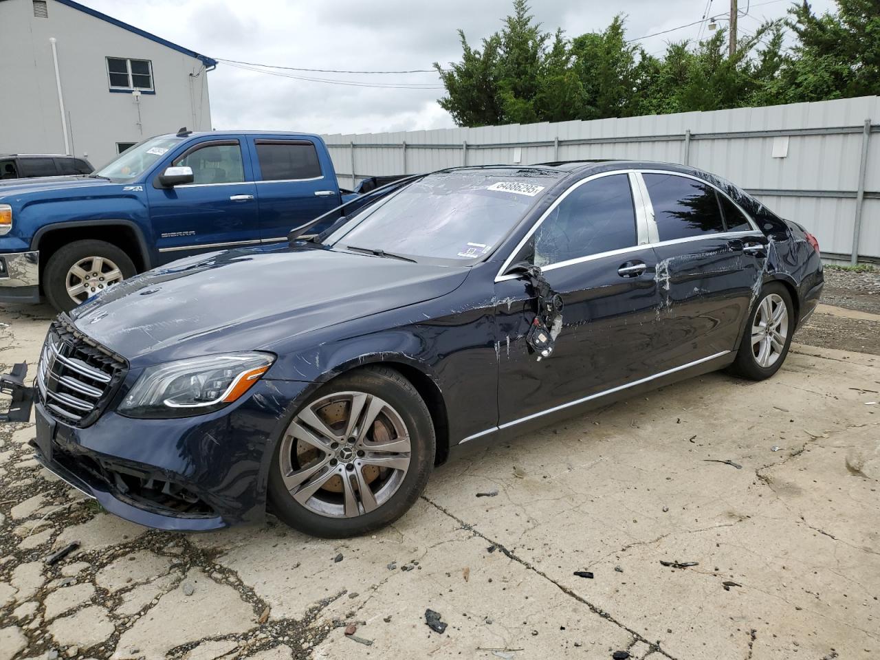 2019 Mercedes-Benz S 450, VIN WDDUG6EB4KA458718 — Front end