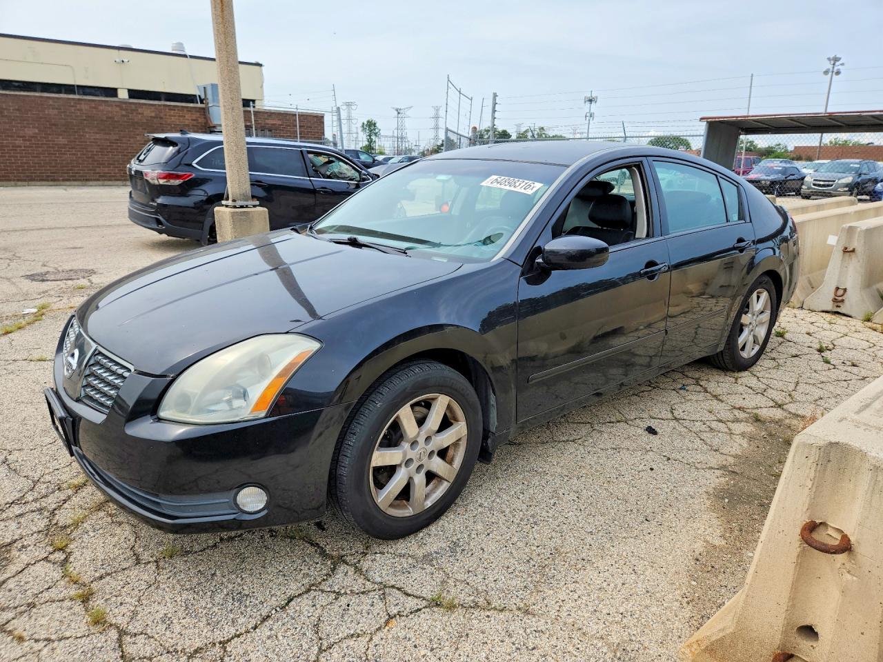 2004 Nissan Maxima SL, VIN 1N4BA41E24C890454 — Мелкие вмятины и царапины