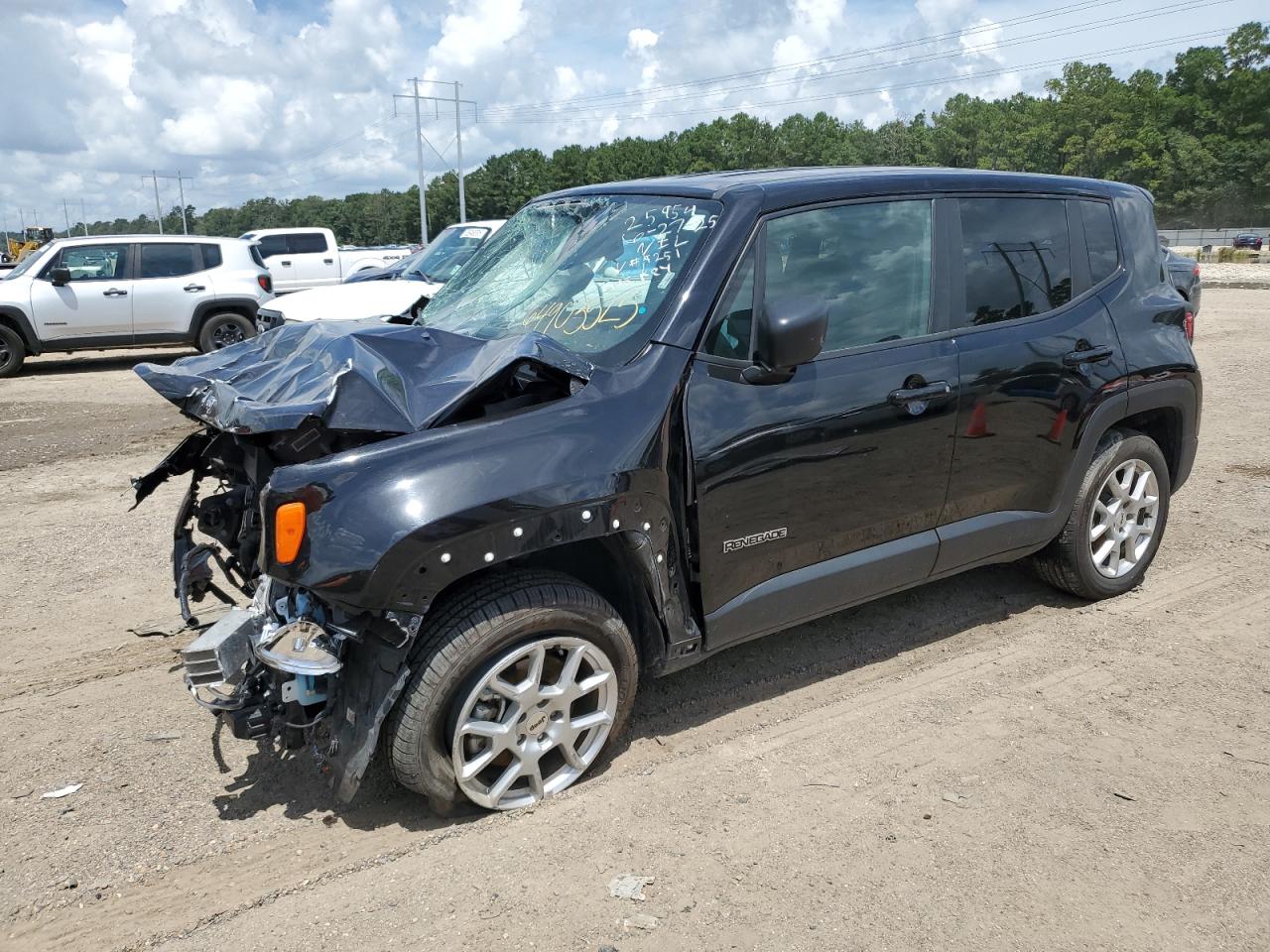 2023 Jeep Renegade Latitude, VIN ZACNJDB18PPP69251 — Normal wear