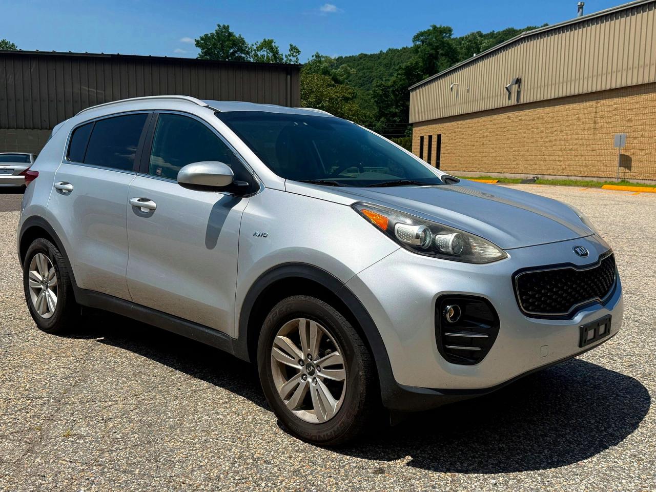2018 Kia Sportage LX, VIN KNDPMCAC7J7300687 — Normal wear