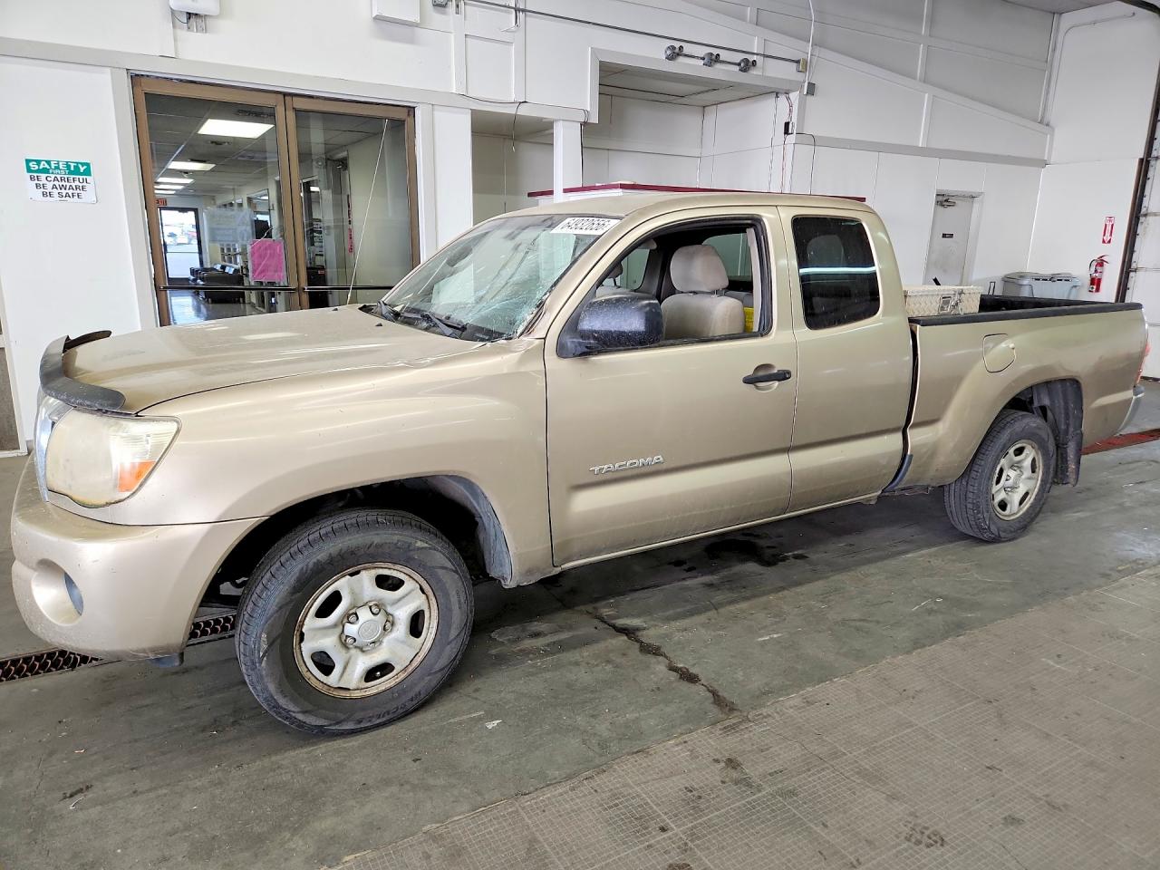 2007 Toyota Tacoma, VIN 5TETX22NX7Z466039 — Бок