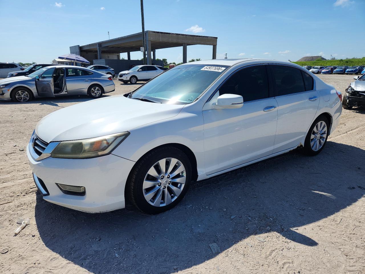 2013 Honda Accord EX-L, VIN 1HGCR2F83DA190888 — Бок