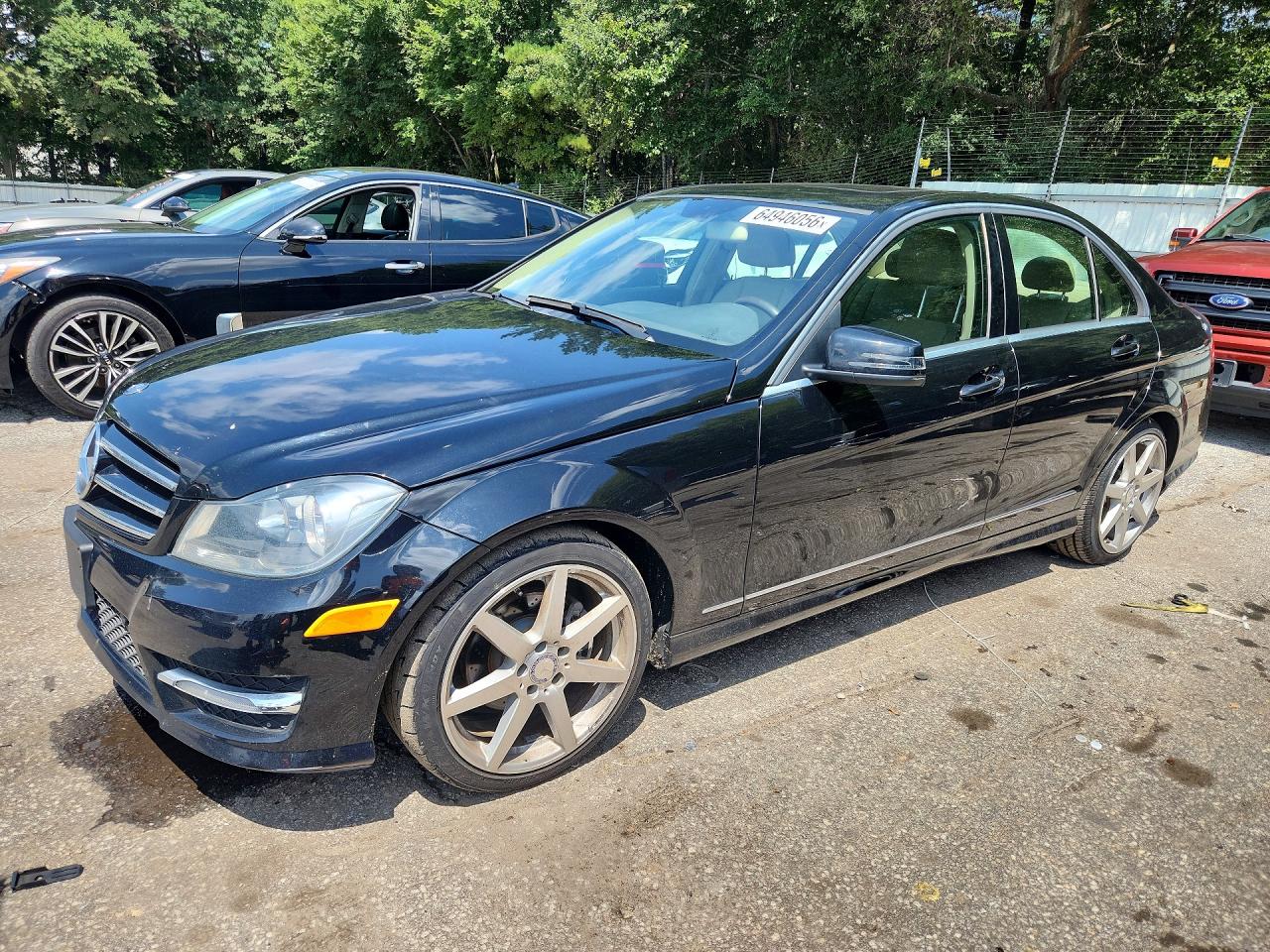 2014 Mercedes-Benz C 250 Luxury, VIN WDDGF4HB5EA953918 — Rear end