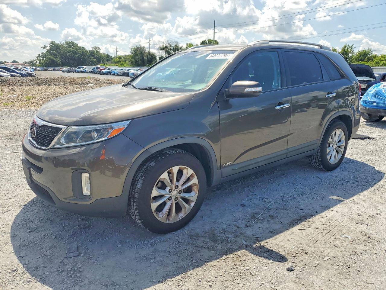 2015 Kia Sorento EX, VIN 5XYKUDA71FG614381 — Мелкие вмятины и царапины