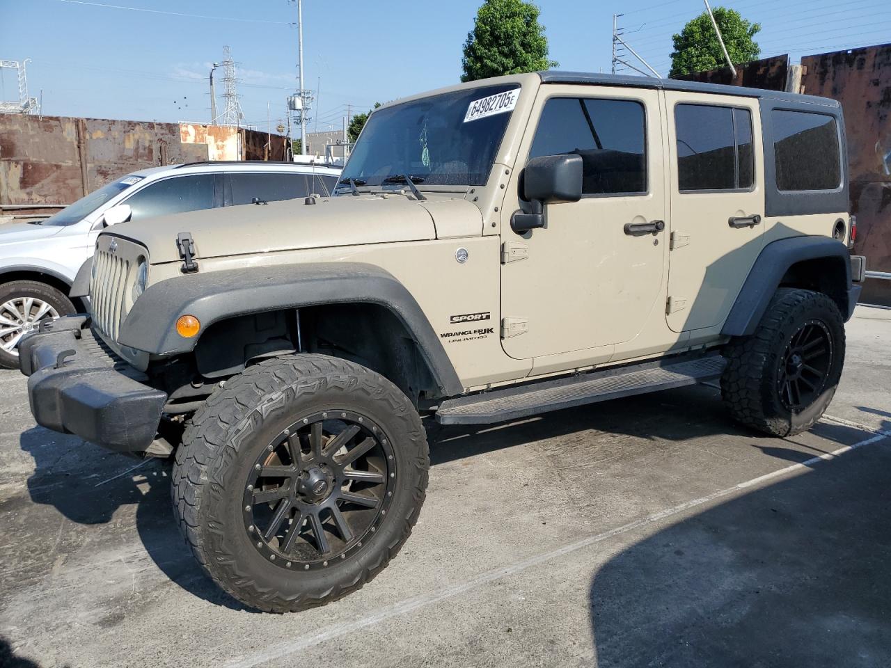 2018 Jeep Wrangler Unlimited Sport S, VIN 1C4BJWDG8JL907613 — Undercarriage