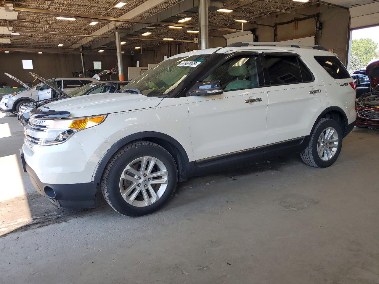 2012 Ford Explorer XLT, VIN 1FMHK8D87CGA65124 — Minor dents and scratches