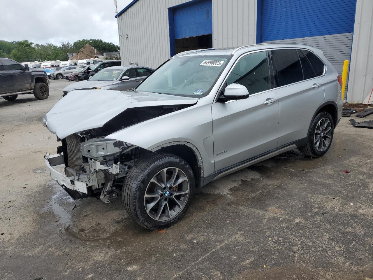 2018 BMW X5 xDrive35i, VIN 5UXKR0C51J0X88194 — Front end