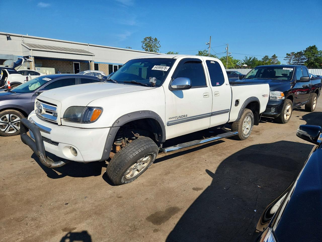 2004 Toyota Tundra SR5, VIN 5TBBT44134S451980 — Зад