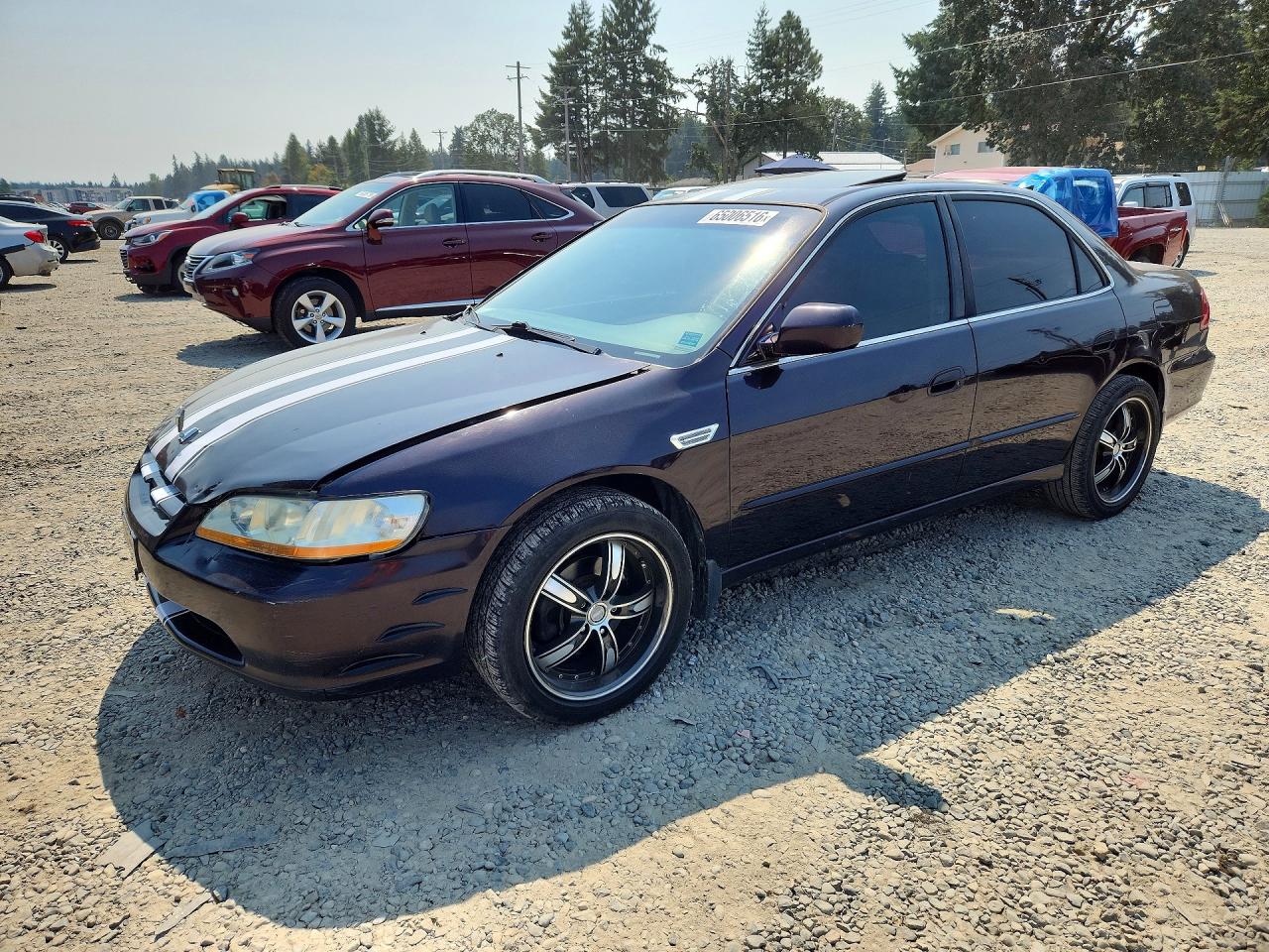 1999 Honda Accord EX, VIN 1HGCG1658XA013280 — Перед