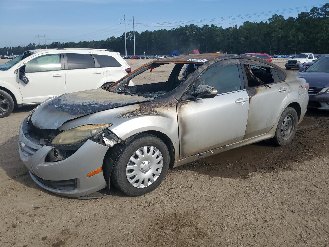 2009 Mazda 6 i Sport, VIN 1YVHP81H895M47414 — Interior fire