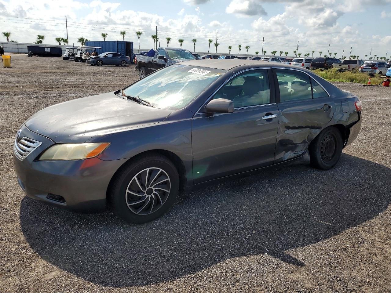 2008 Toyota Camry LE, VIN 4T1BE46K88U197347 — Бок