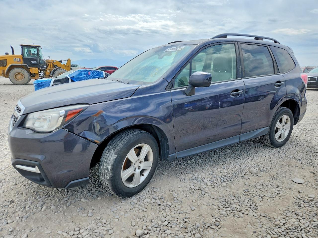 2017 Subaru Forester Premium, VIN JF2SJAEC7HH412445 — Мелкие вмятины и царапины