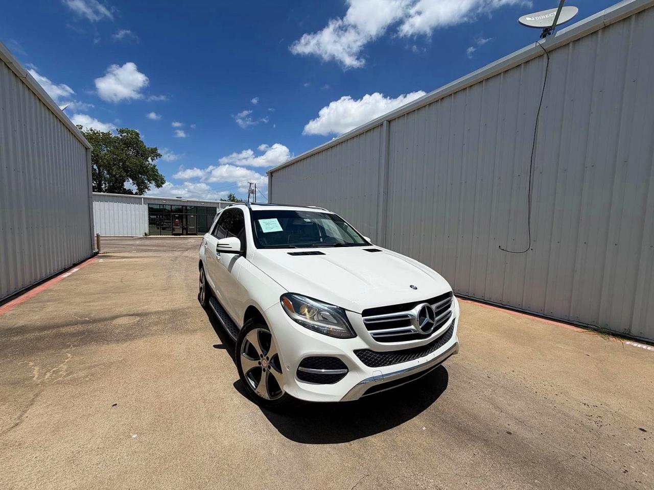 2016 Mercedes-Benz GLE 350, VIN 4JGDA5JB5GA642578 — Minor dents and scratches