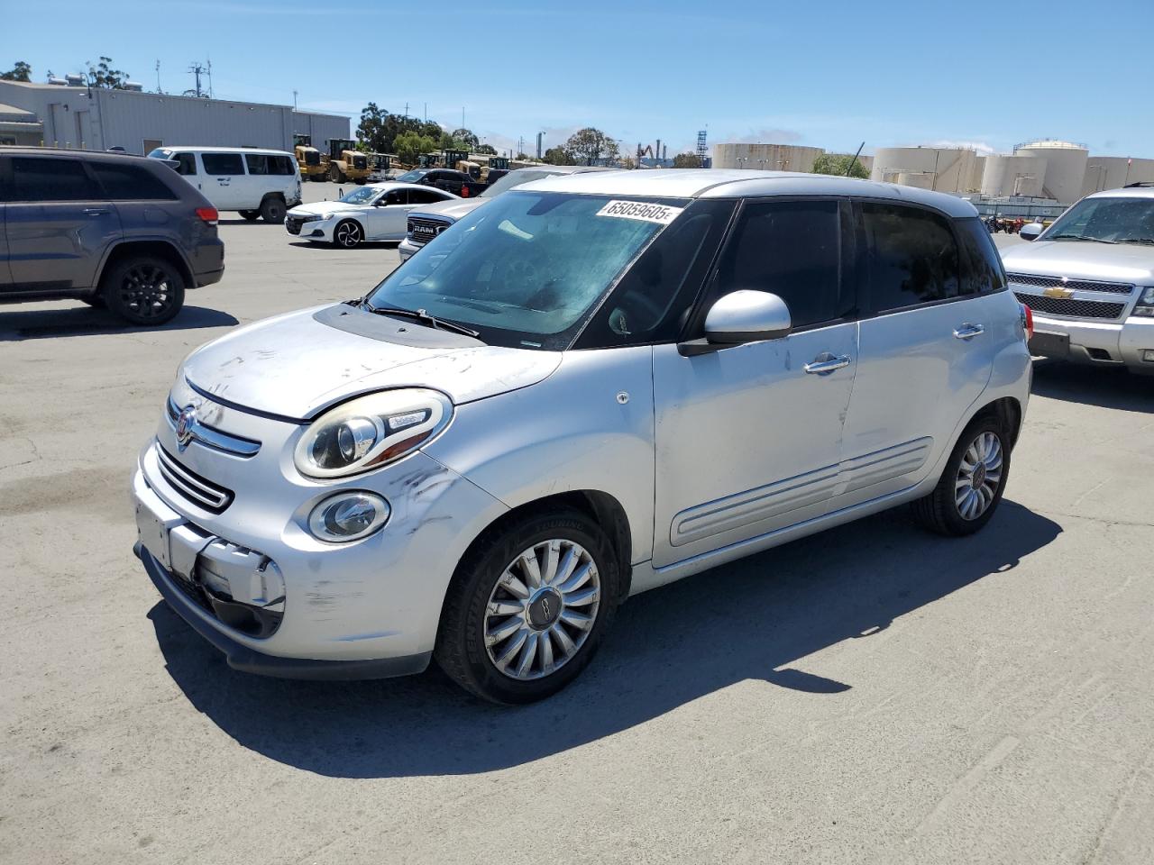 2014 FIAT 500L Easy, VIN ZFBCFABH4EZ004708 — Side
