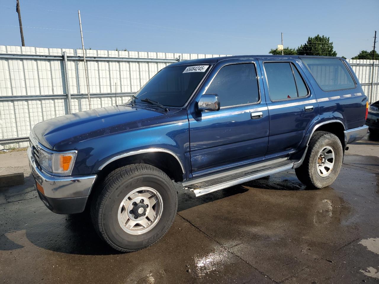 1992 Toyota 4Runner, VIN JT3VN39W0N8045341 — Side