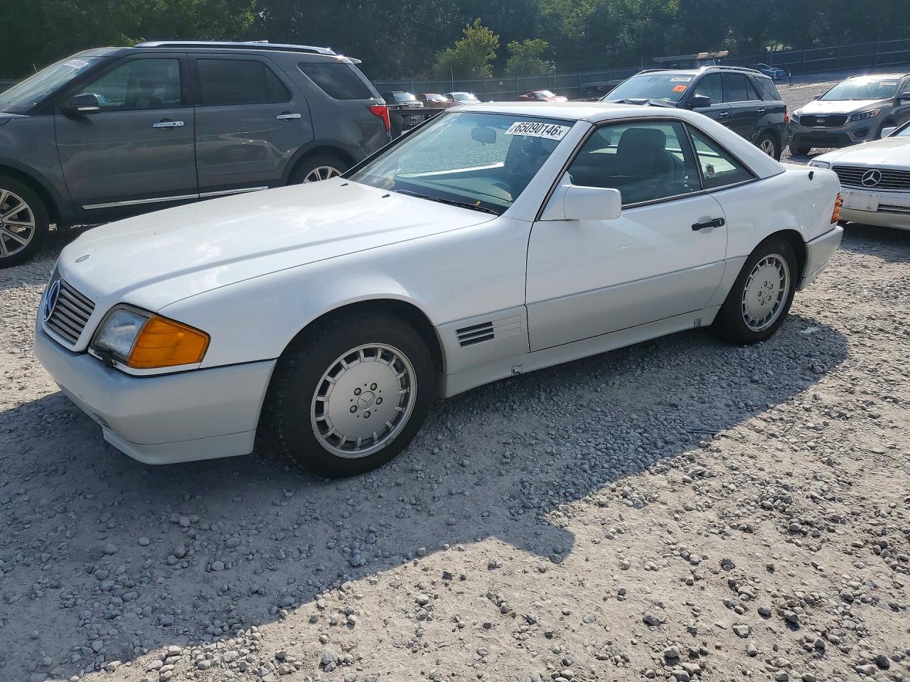 1991 Mercedes-Benz SL 500, VIN WDBFA61E1MF015337 — Мелкие вмятины и царапины