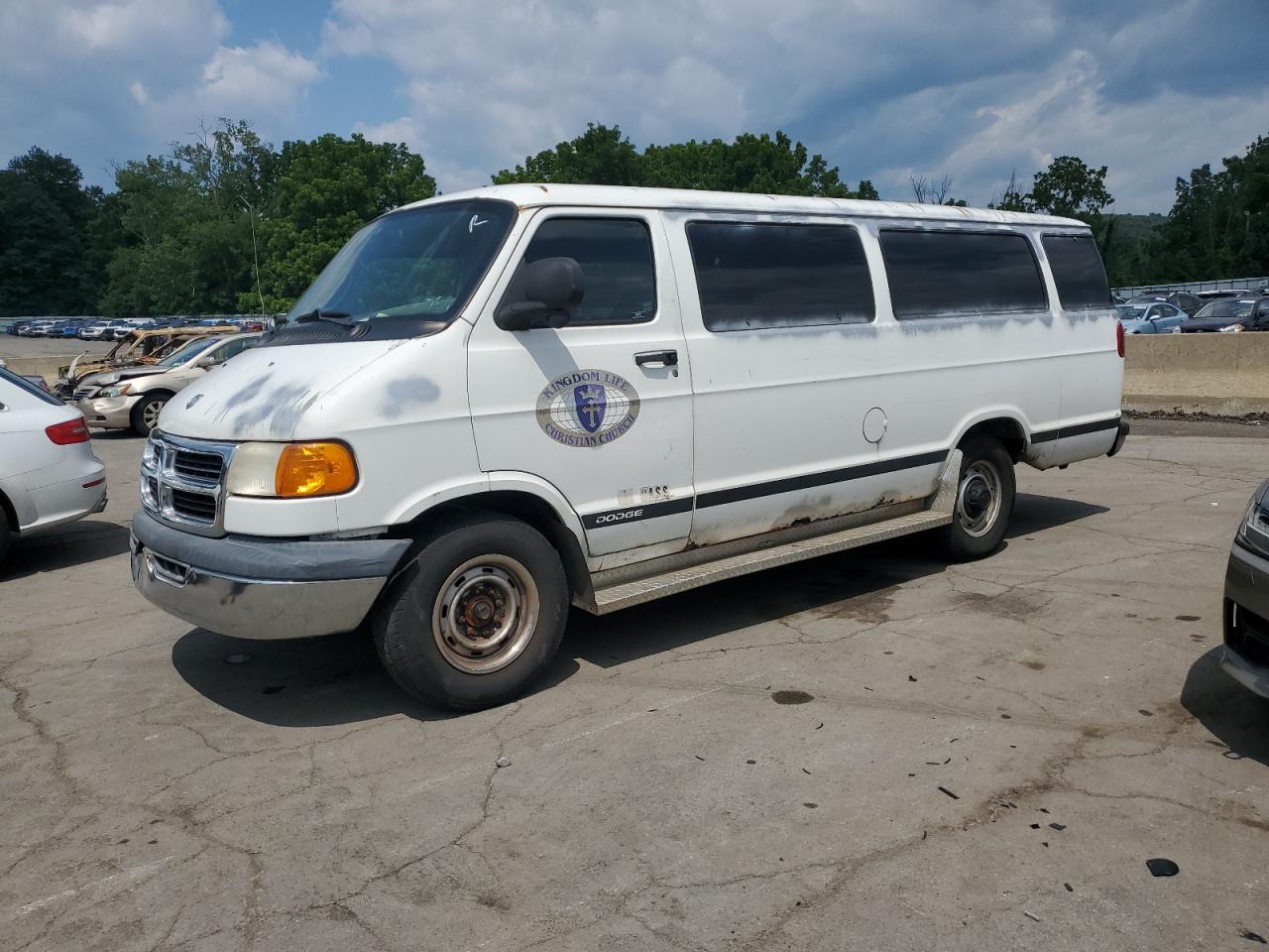 2001 Dodge Passenger, VIN 2B5WB35Z11K561071 — Механическое