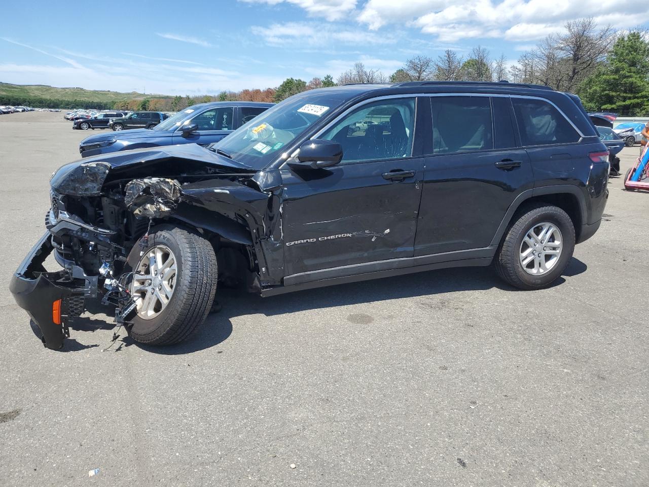 2025 Jeep Grand Cherokee Altitude X, VIN 1C4RJHAG8SC291489 — Front end