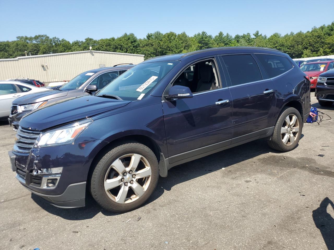 2017 Chevrolet Traverse LT, VIN 1GNKVGKD3HJ175990 — Front end